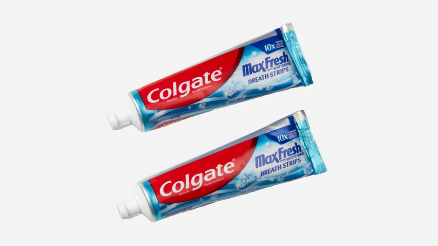 colgate max fresh with whitening breath strips toothpaste